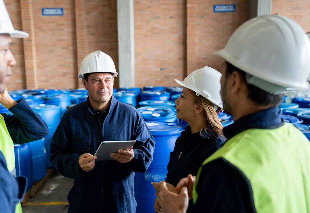 Almacenamiento sustancias peligrosas en exteriores Almacenamiento sustancias peligrosas en exteriores