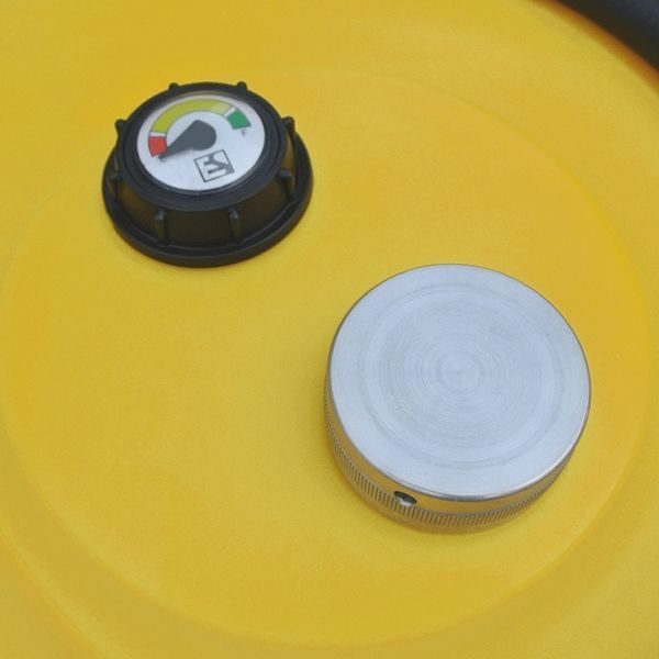 Depósito Gasóleo de 440L. – Bomba de 12V. Depósito Gasóleo de 440L. – Bomba de 12V.